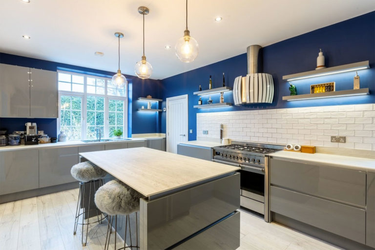 kitchens bespoke east grinstead west sussex 2400x1600 1 768x512