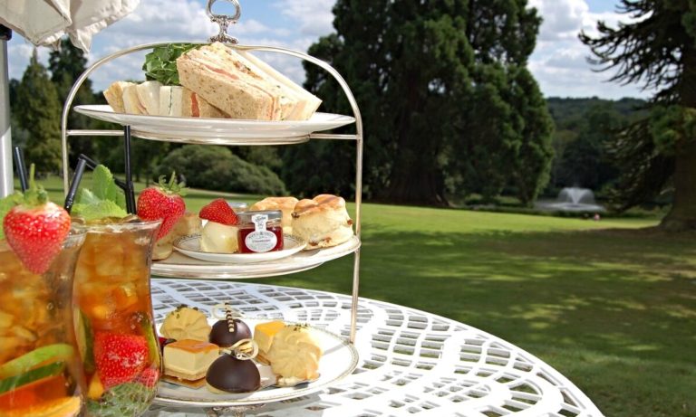ashdown park hotel afternoo tea 768x461