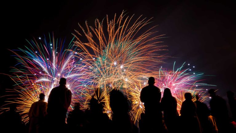 Firework-Display-149005064