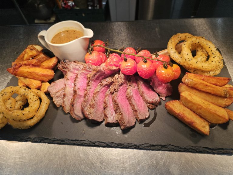 Tomahawk Sharing Platter 768x576